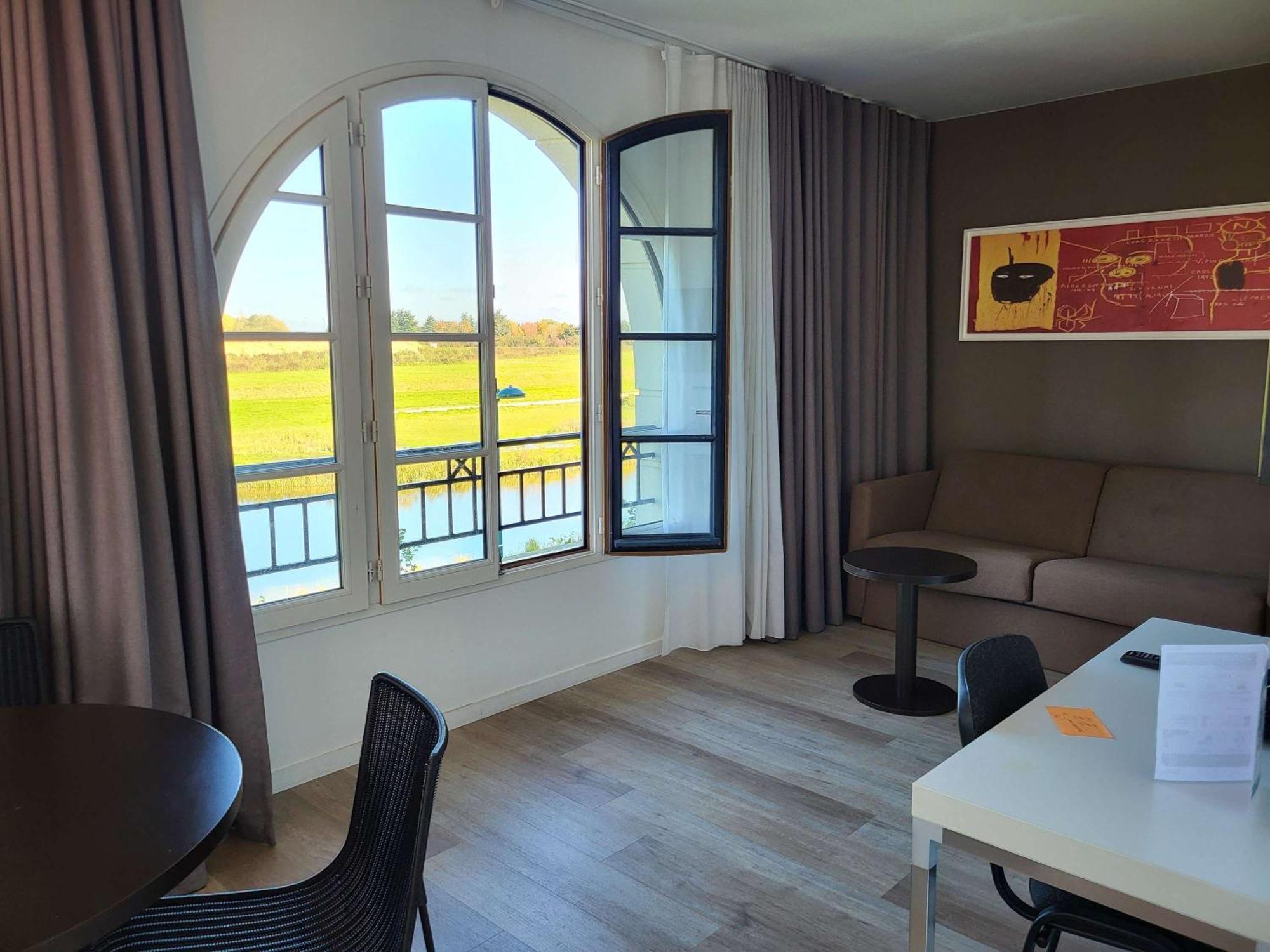 Adagio Serris Val D'Europe Exterior photo