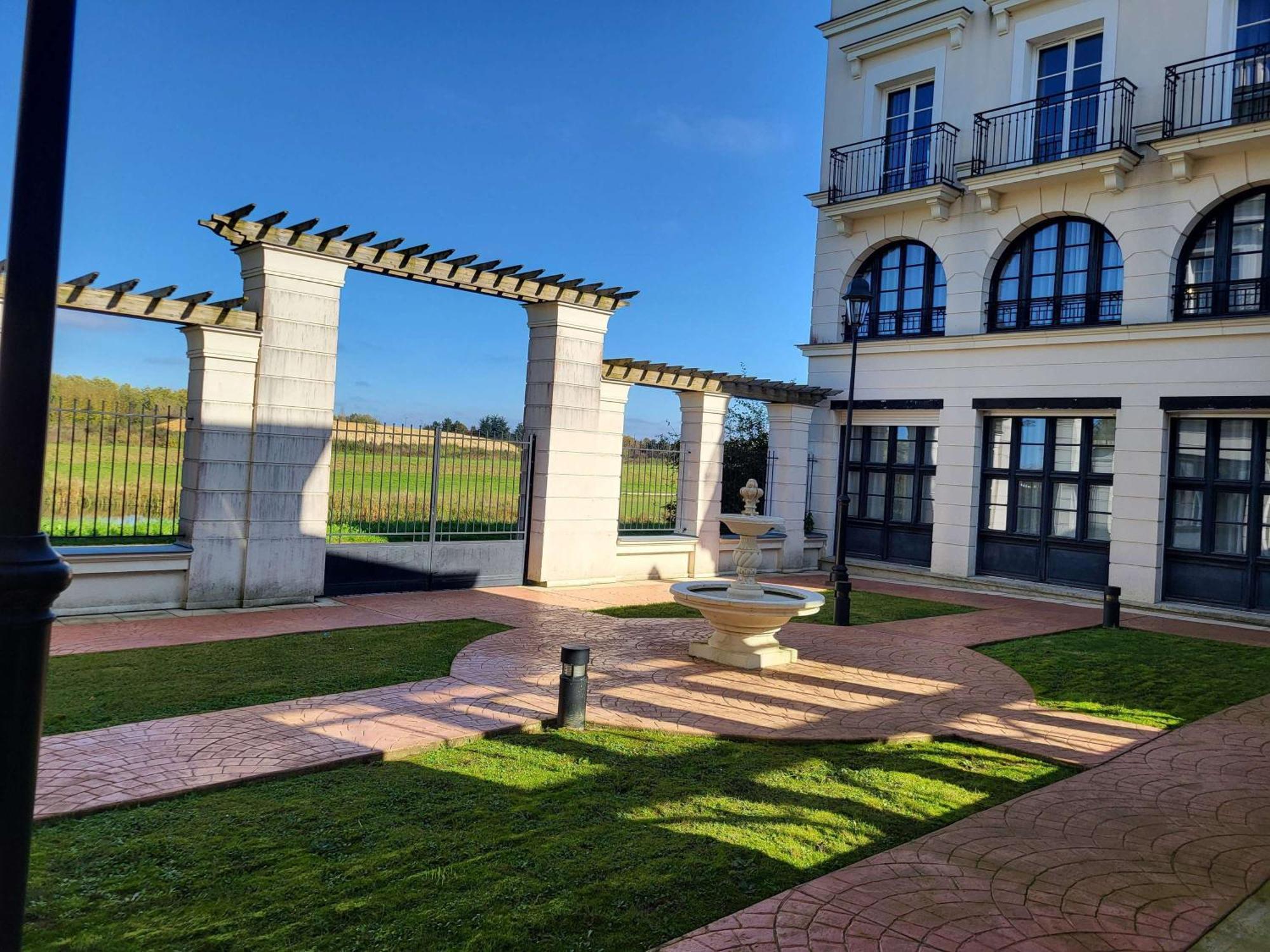 Adagio Serris Val D'Europe Exterior photo